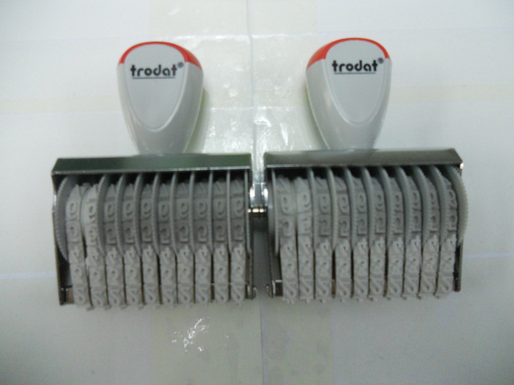 ��ƷTrodat 15510ӡ�� ׿�����ӡ�� �ָ�5mm 10λת������ӡ��