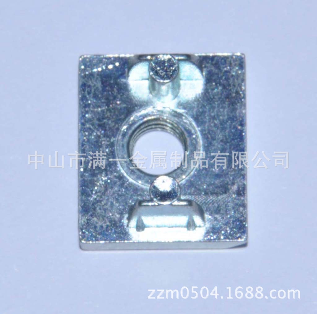 M1681G頂側腳