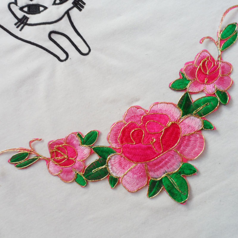厂家直销DIY礼服装饰花贴 背胶烫熨牡丹补丁布贴 金线电脑刺绣贴
