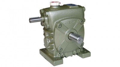 生产供应双轴蜗轮蜗杆减速机