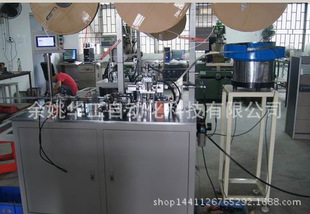 Синхронный двигатель автоматический сборочный блок сборочной машины сборочной машины -заглушка -ин -н -штекер -н -in in Unit Assembly Machine Zhejiang Производитель