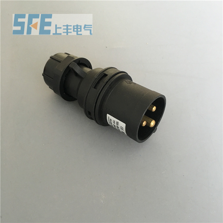 厂家直销 工业防水插头插座新款16A 220v 3孔  SFN-013 黑色