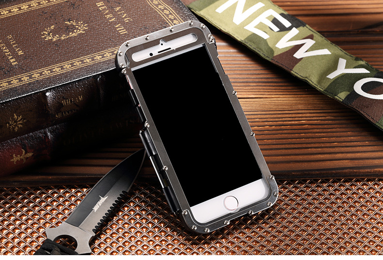 Armor King Iron Man Luxury Shockproof Stainless Steel Aluminum Metal Flip Case Cover for Apple iPhone 7 Plus & iPhone 7