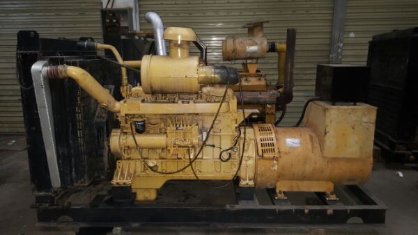 云南昆明二手旧上柴300KW柴油发电机组