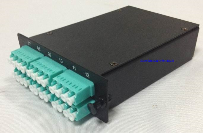 厂家定制MPO-LC/UPC 24芯OM3万兆光纤跳线模块盒 满配适配器尾纤