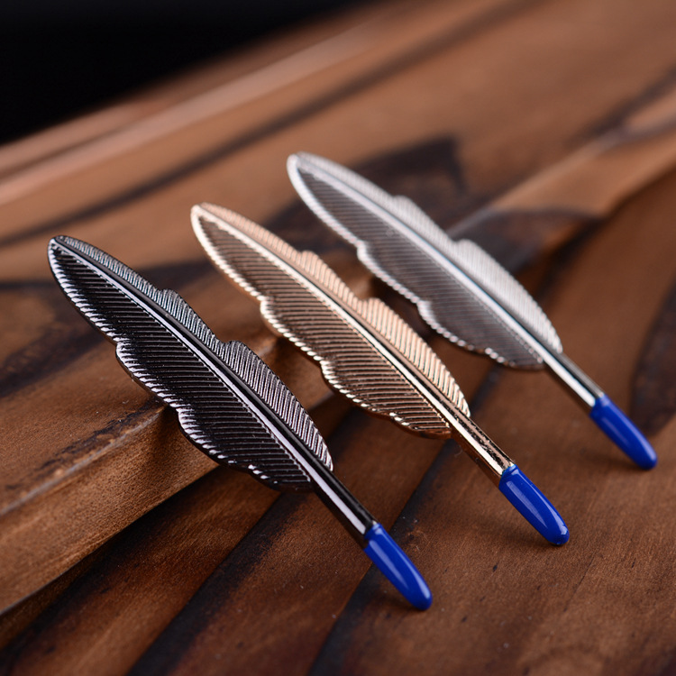 Factory retro simple feather collar clip simple business shirt suit collar clip French clip wholesale custom