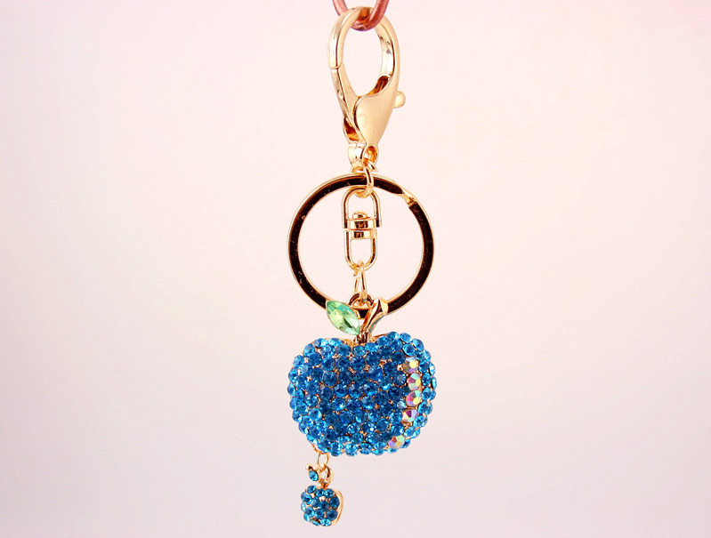 26g Weight Alloy, Metal Material Heart Pattern Unisex Gender White, Pink, Purple, Blue Color Cute Diamond-studded Small  Keychain 15
