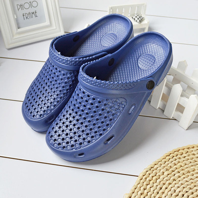 Mixed batch Crocs EVA Breathable and lightweight Heel Garden shoes lovers non-slip Home Beach shoes men and women