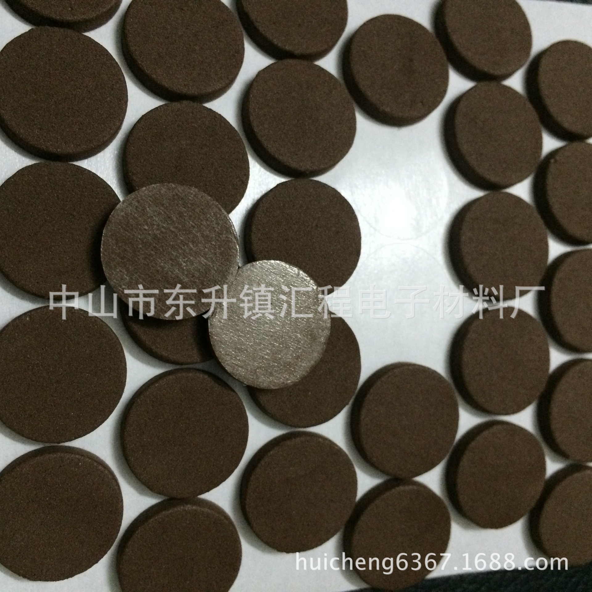 专业生产 自粘橡胶垫 硅胶防滑垫 橡胶保护垫  免费打样