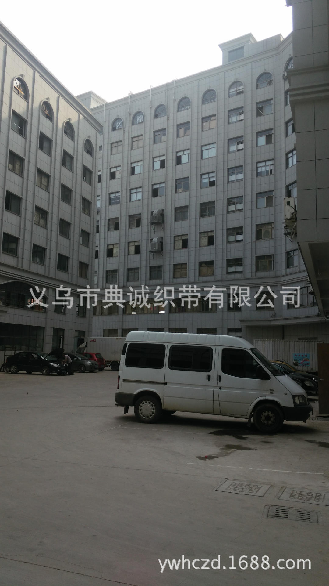 工厂大门