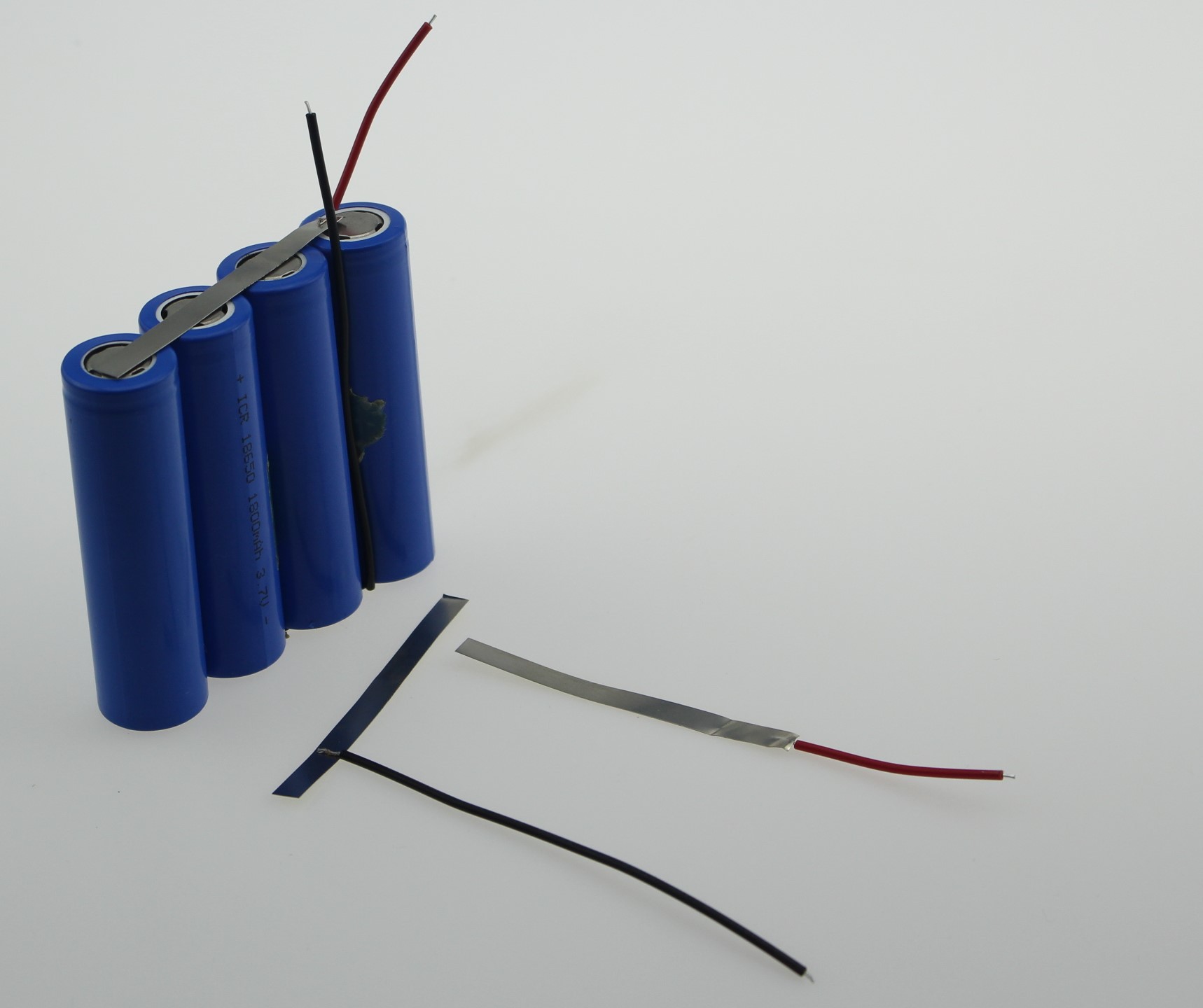 厂家直销 镍片焊接线 移动电源18650电池镍片线 电池镍片连接线