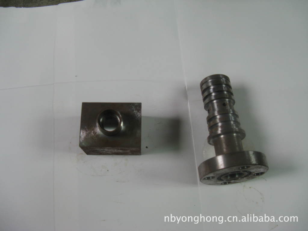 加工.数控车床加工液压零部件