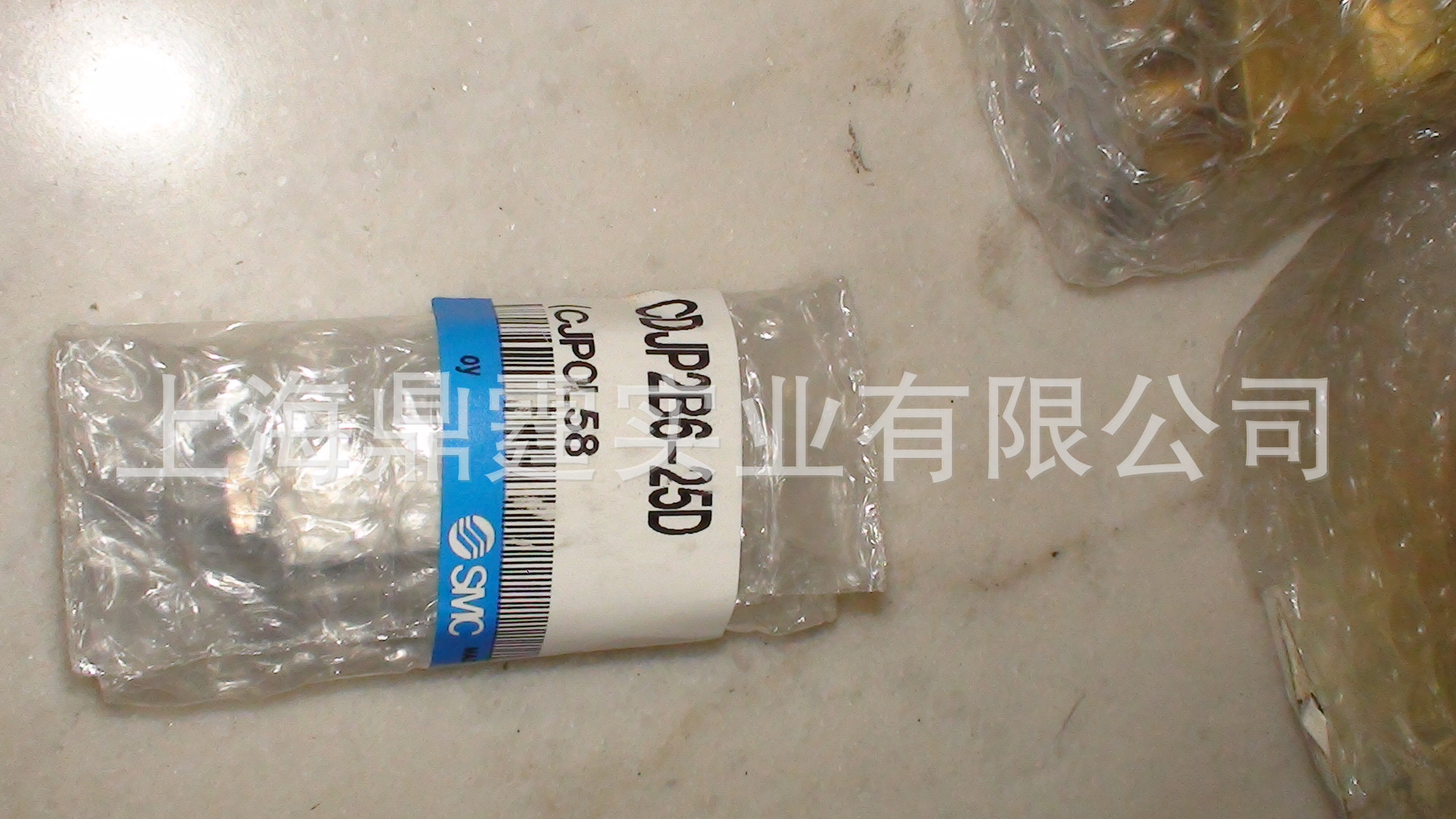 SMC CDJP2B6-25D ˫���� ������������