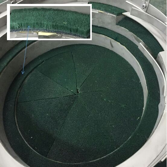 振动盘手工贴毛毡 专用带油重型五金配件走料 供上海大众