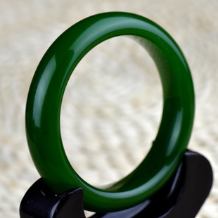 ������ˇƷ     �����½���ʯ��������񲤲˾G���C