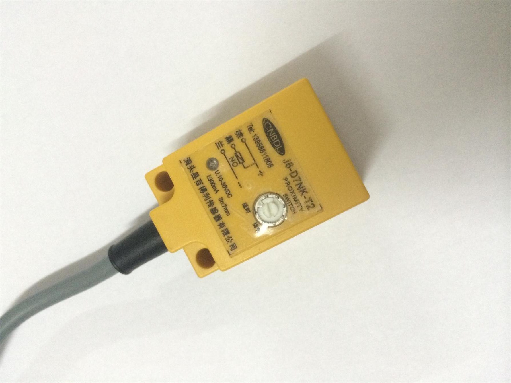 延时接近开关  可调输出时间  感应金属 J6-D7NK-T2