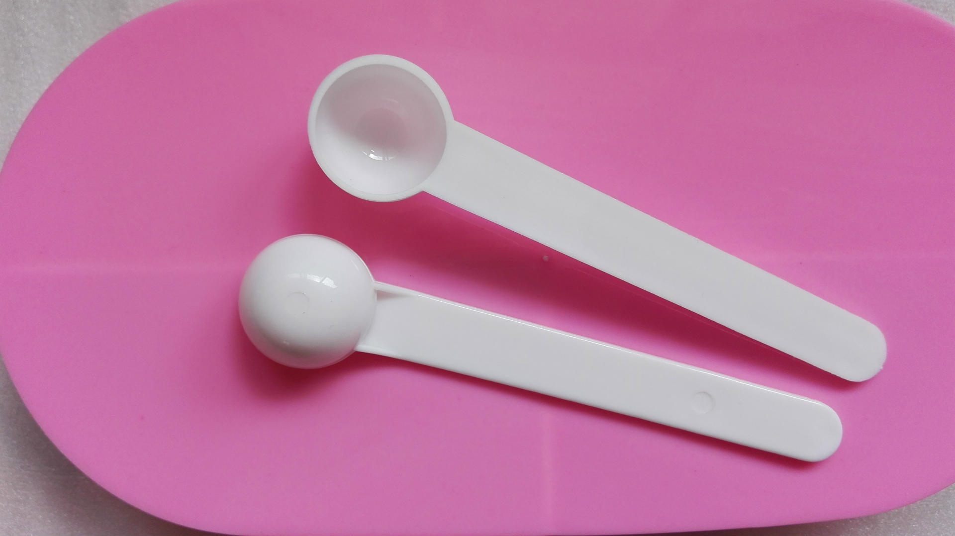 一次性餐具乳白色塑料6克控盐勺厂家直发-阿里巴巴