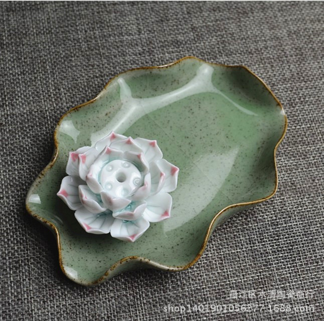 陶泥豆青荷叶_副本