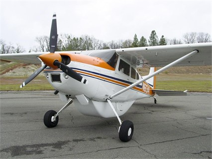 私人飞机 1981架Cessna a185f 固定翼飞机