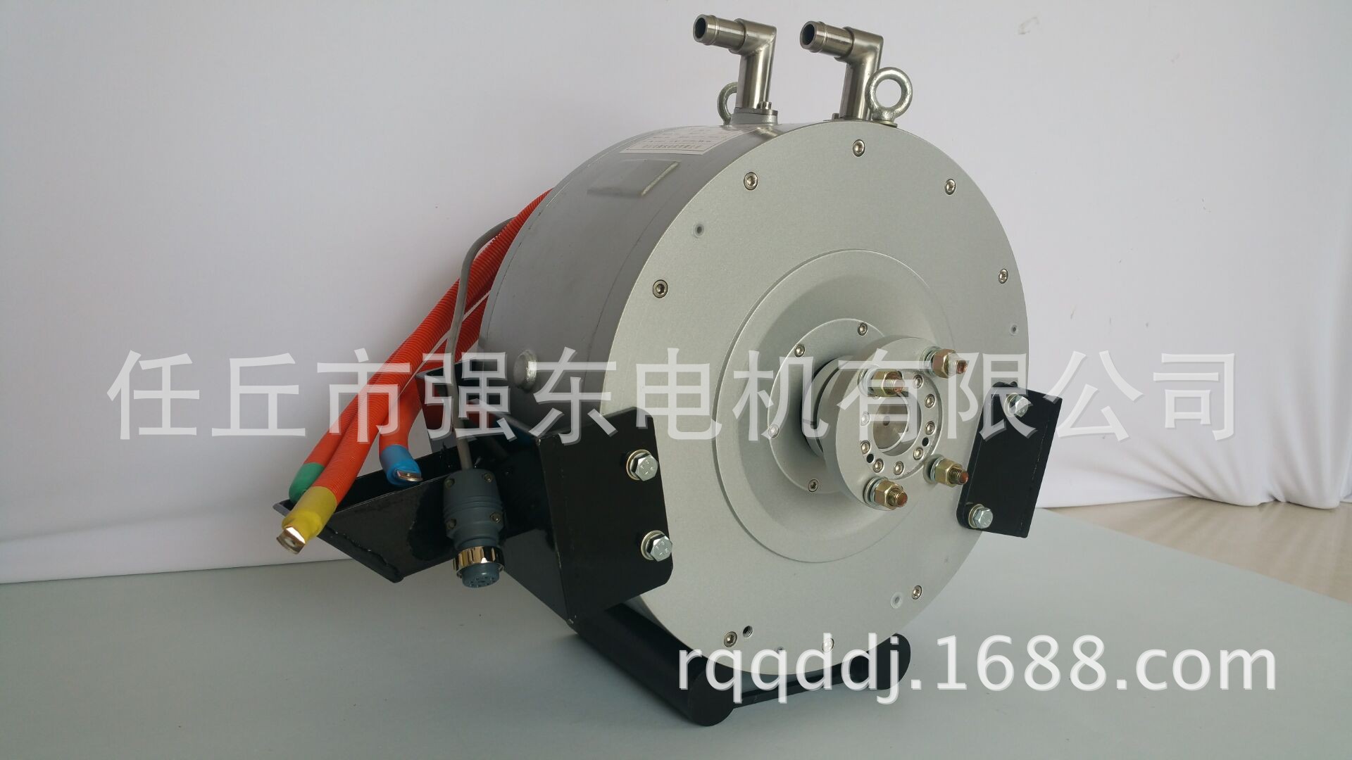 电动客车 大巴车水冷电机