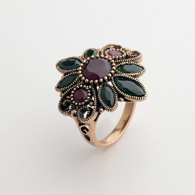 ŷ��ʱ�и��ű�ʯ�οջ��ƽ�ָ �ߵ�����С������ 10323536