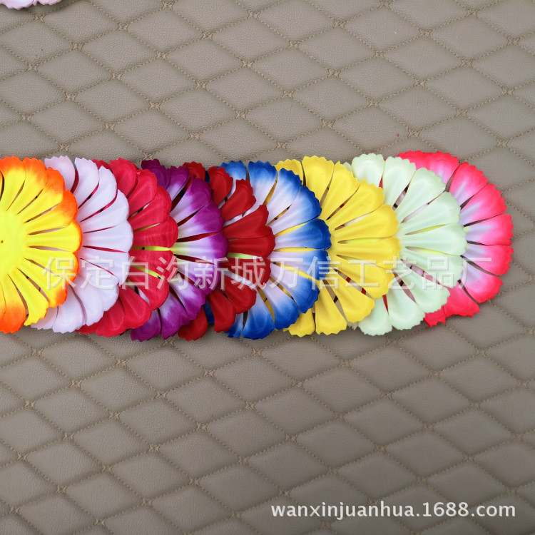 河北绢花厂家直销清明节祭祀用闪光布料大管菊仿真花菊花片