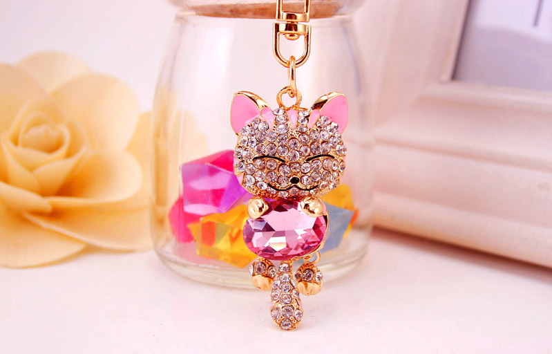 Cute Diamond Lucky Cat Bag Accessories Cat Metal Pendant Key Chain For Women display picture 10