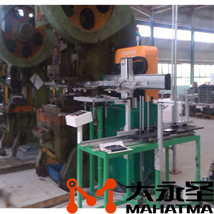 后置式单机单工位机械手产品图