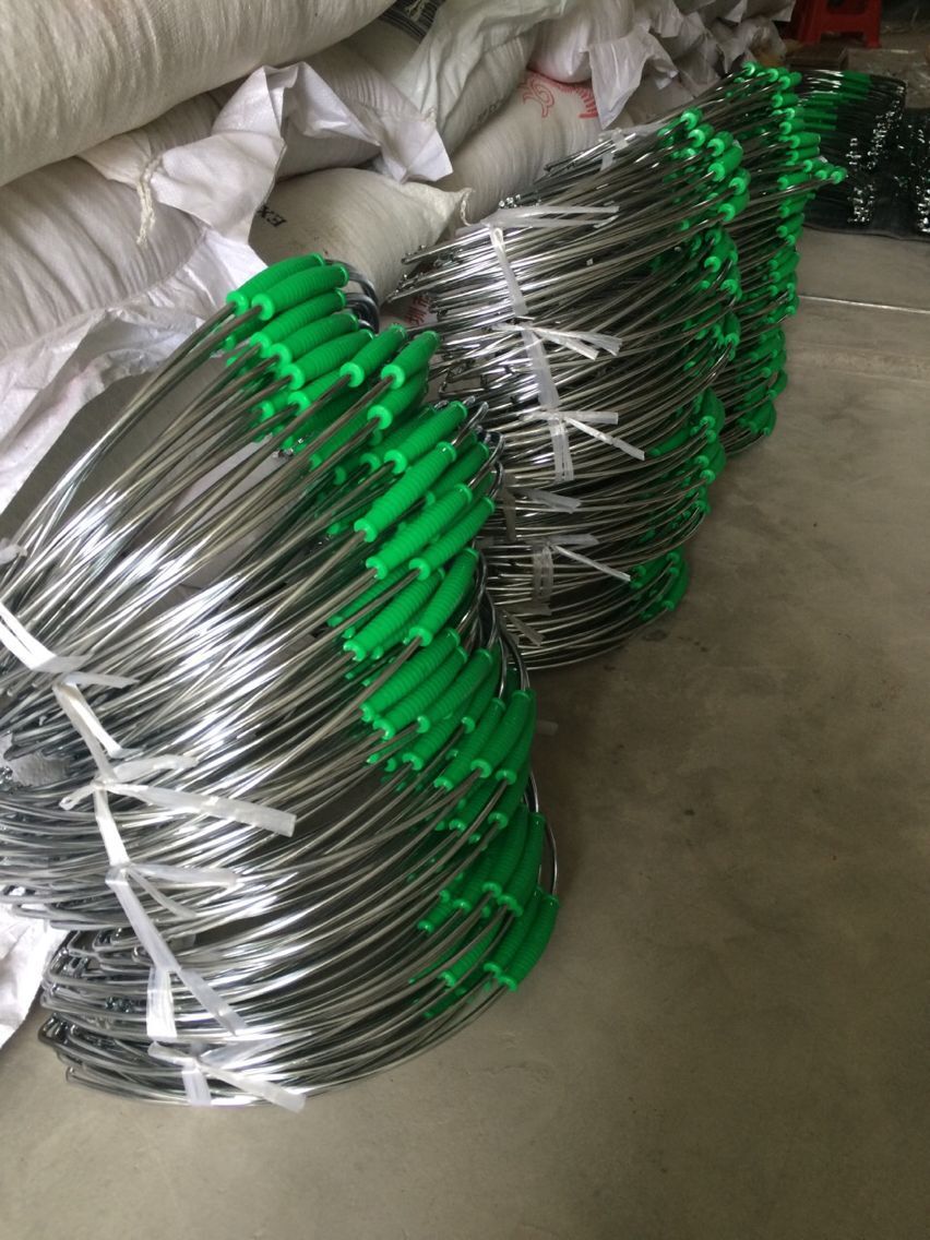 揭阳厂家批发金属桶挽手桶弓 日用五金塑料桶铁提手