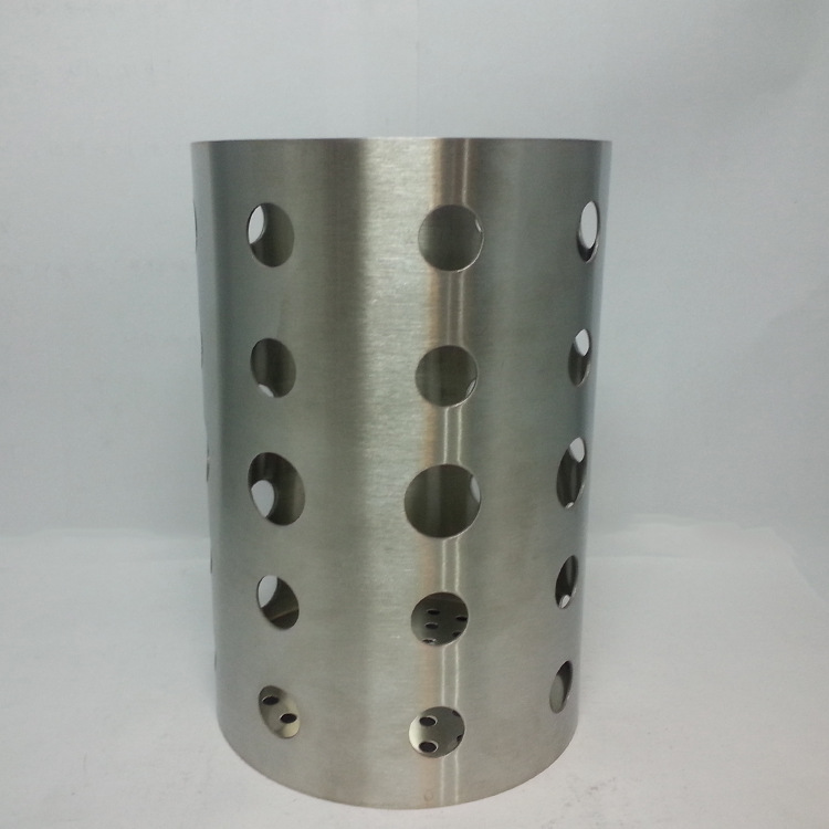 Factory direct sales of stainless steel surface brushed chopstick buckets, fast food restaurant chopstick cages, household round perforated chopstick buckets detail image 9