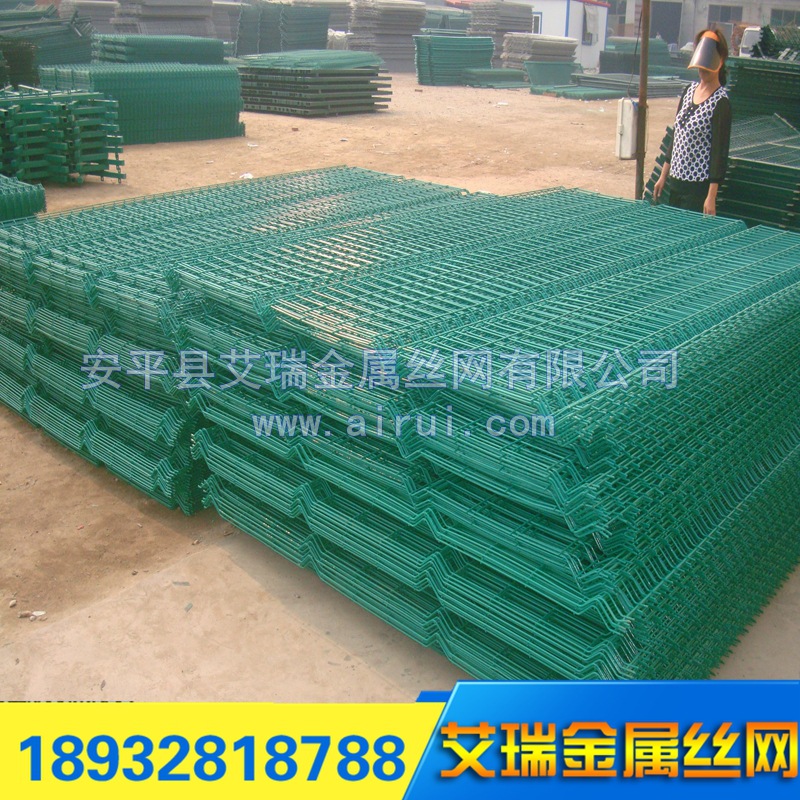 刀片刺绳 监狱护栏网 防攀爬滚笼刀刺网