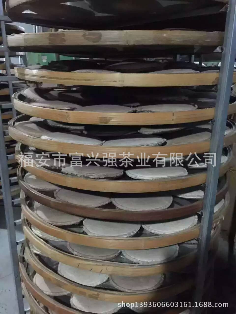 635779371585279730