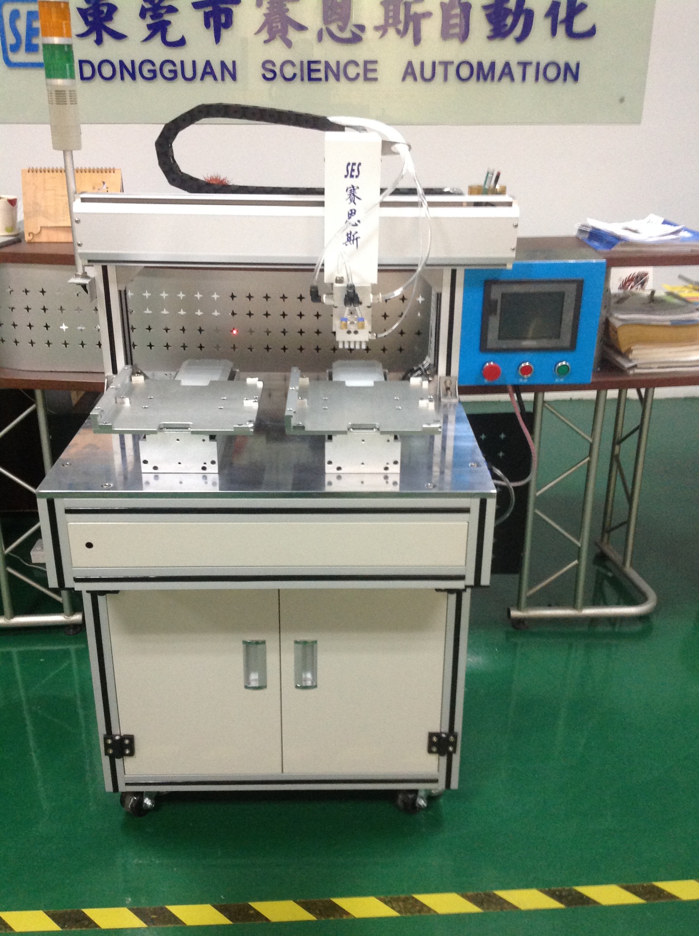 平移旋转运算立式双Y轴点胶机