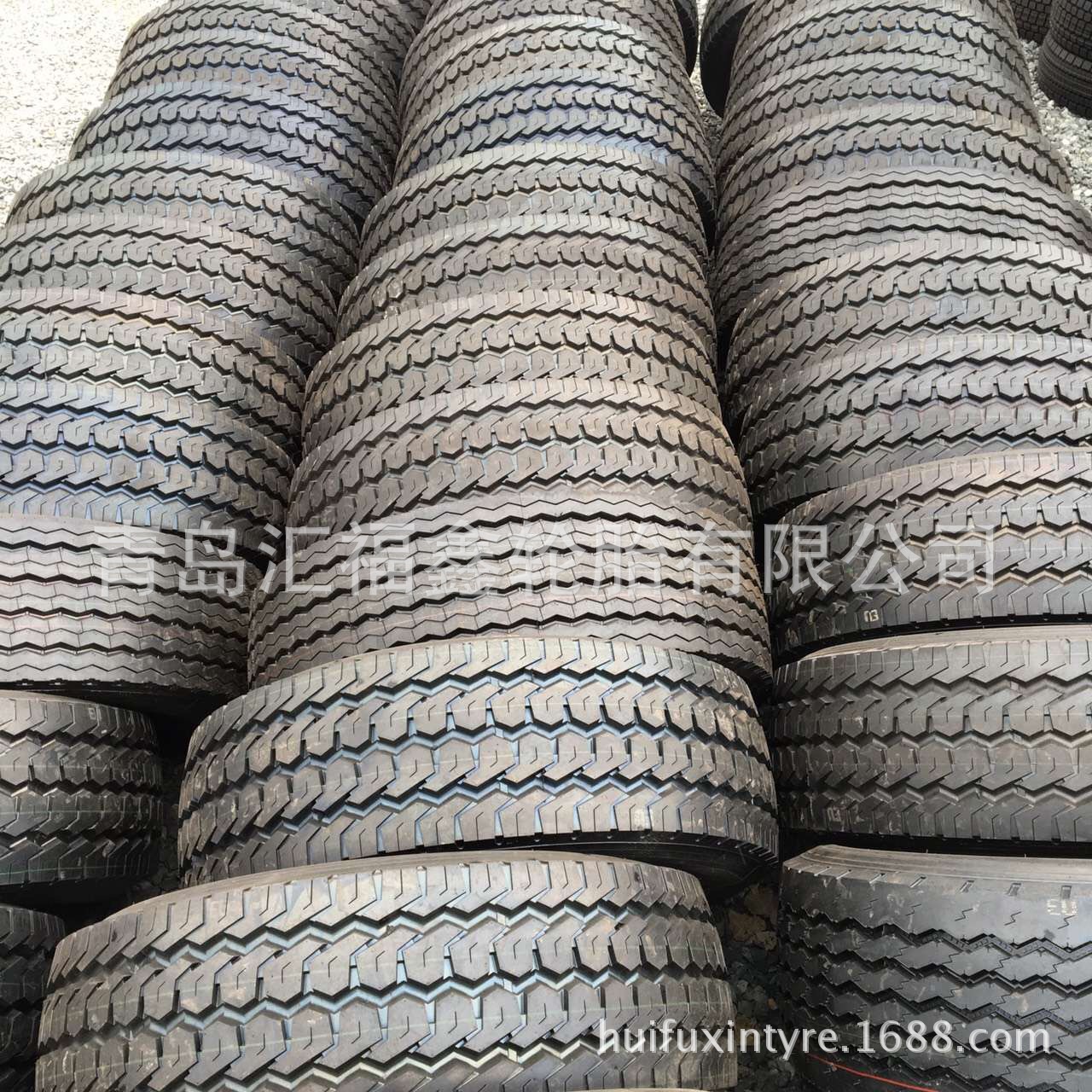 供应油田轮胎425/65R22.5 宽胎 油罐车轮胎 钢丝工程胎