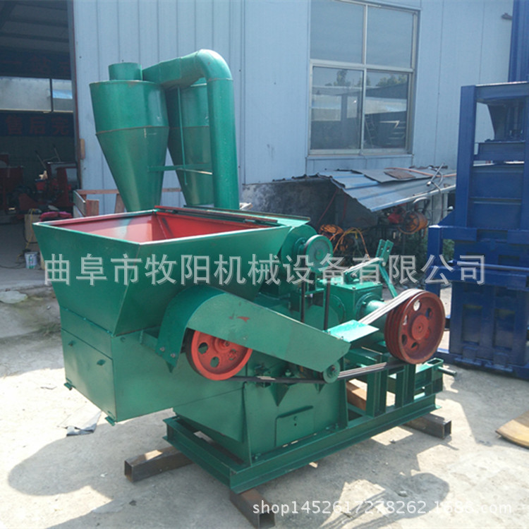 小型卧式饲料搅拌机设备