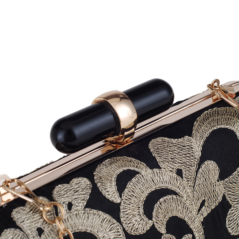 New Fashion Women's Clutch Bag Embroidered Evening Party Bag display picture 4