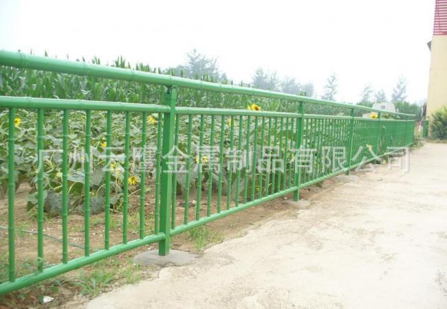 广州肇庆惠州厂家专业订做镀锌烤漆护栏公园不锈钢烤漆围栏