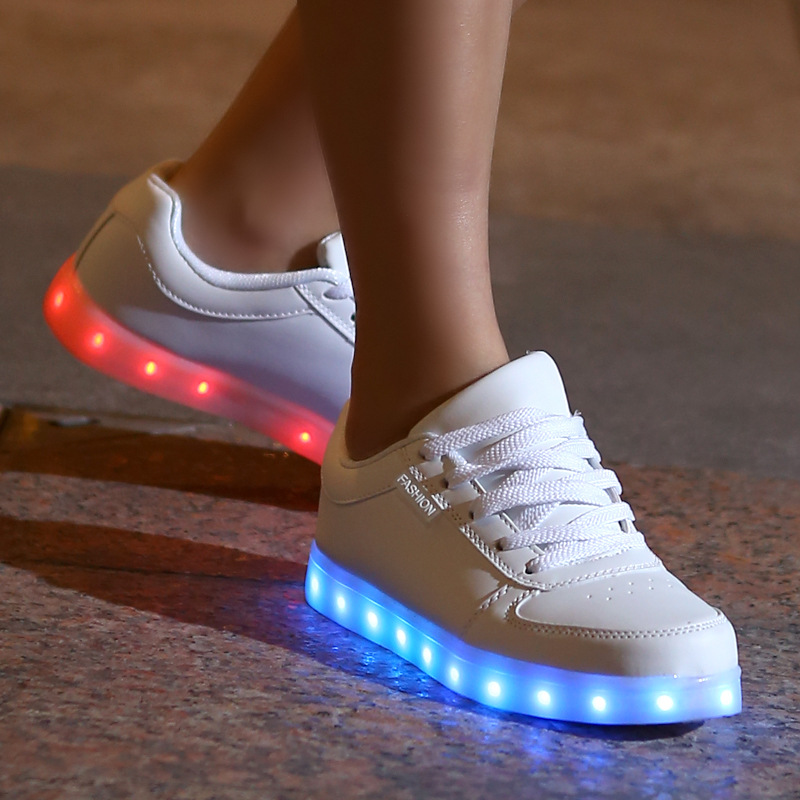 LED鞋发光鞋男鞋USB充电闪光鞋亚马逊透气低帮板鞋灯鞋小白鞋女鞋