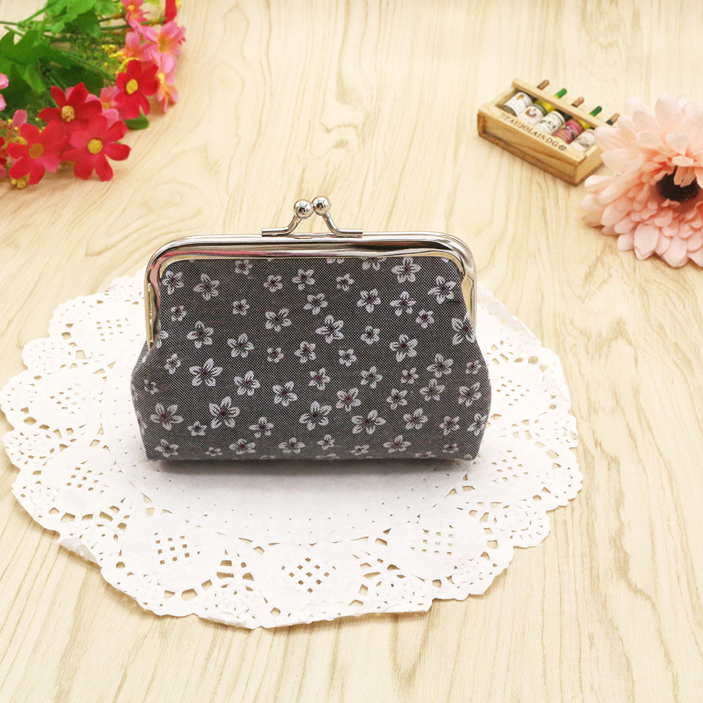 All Seasons Season Women's Flower Cloth Lock Clasp Coin Purses
