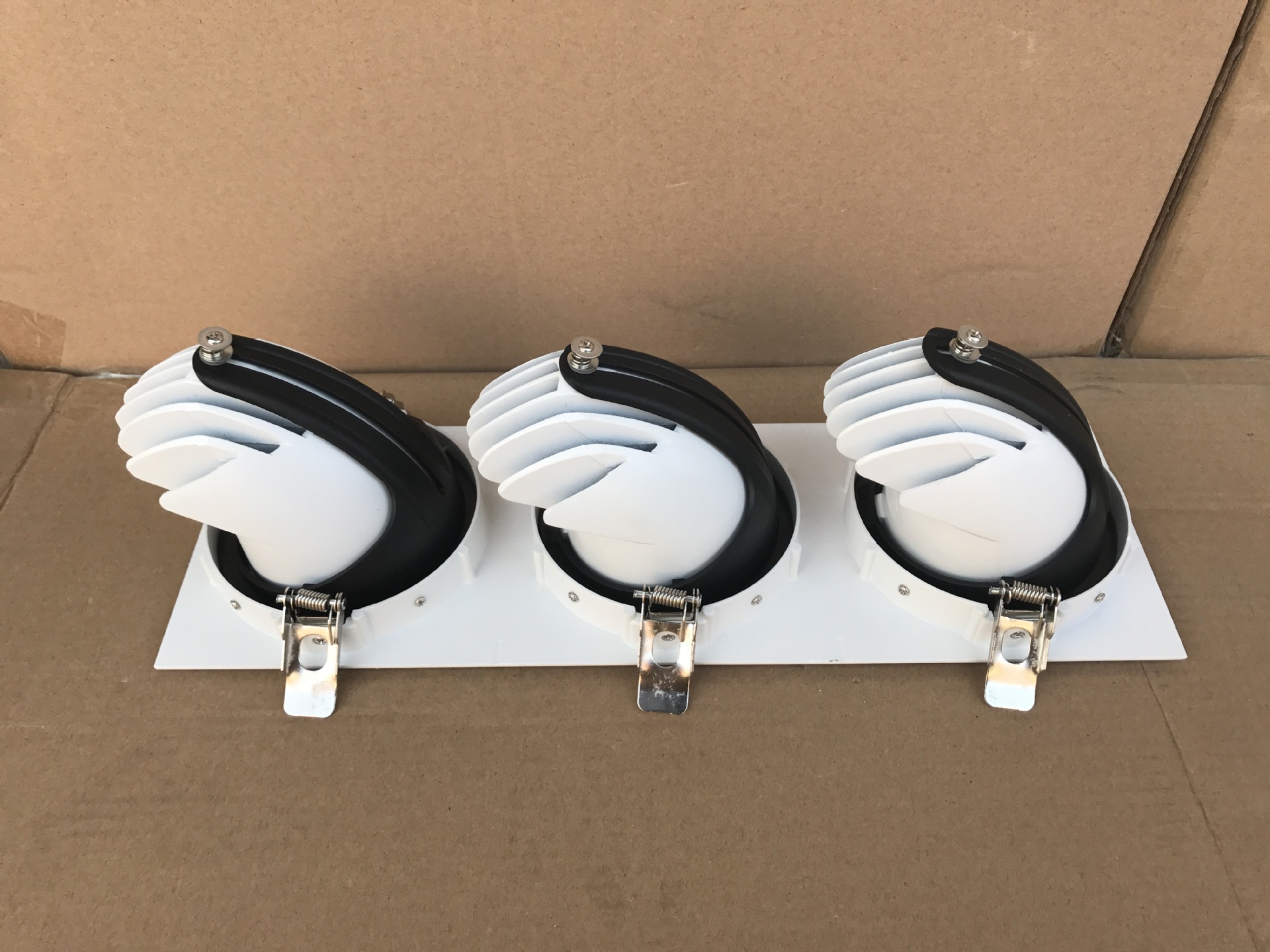 090A367C-60D7-4D6D-A4AC-476429