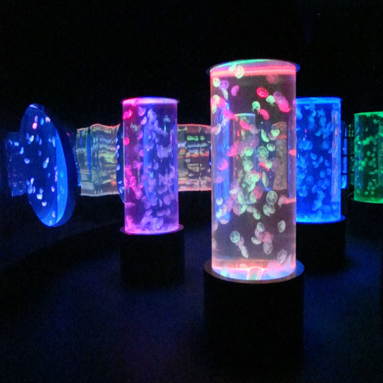 广州定制亚克力工程水母缸 海洋工程缸 圆柱工程缸 可定制