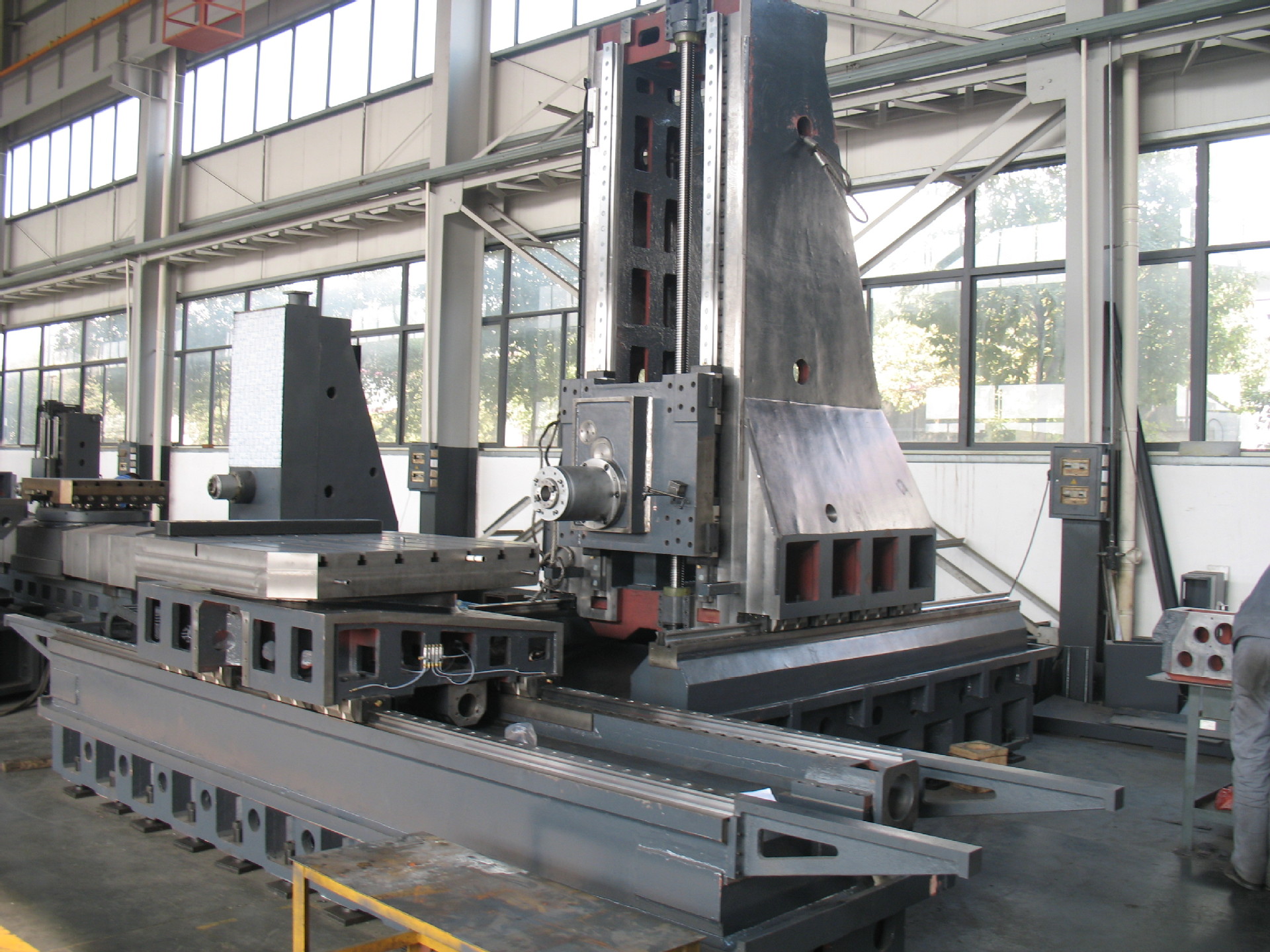 扬州力创卧式加工中心MC-H125G