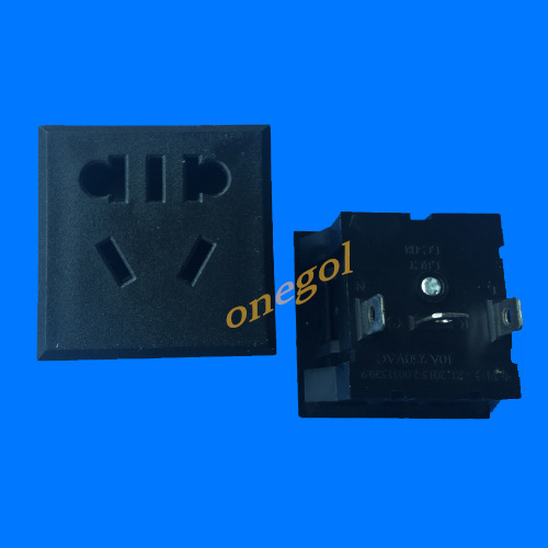 现货3C五孔电源插座 带安全门插座LC-08保护门五孔电源插座