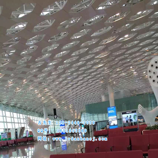 室内吊顶菱型铝单板 铝板装修效果图