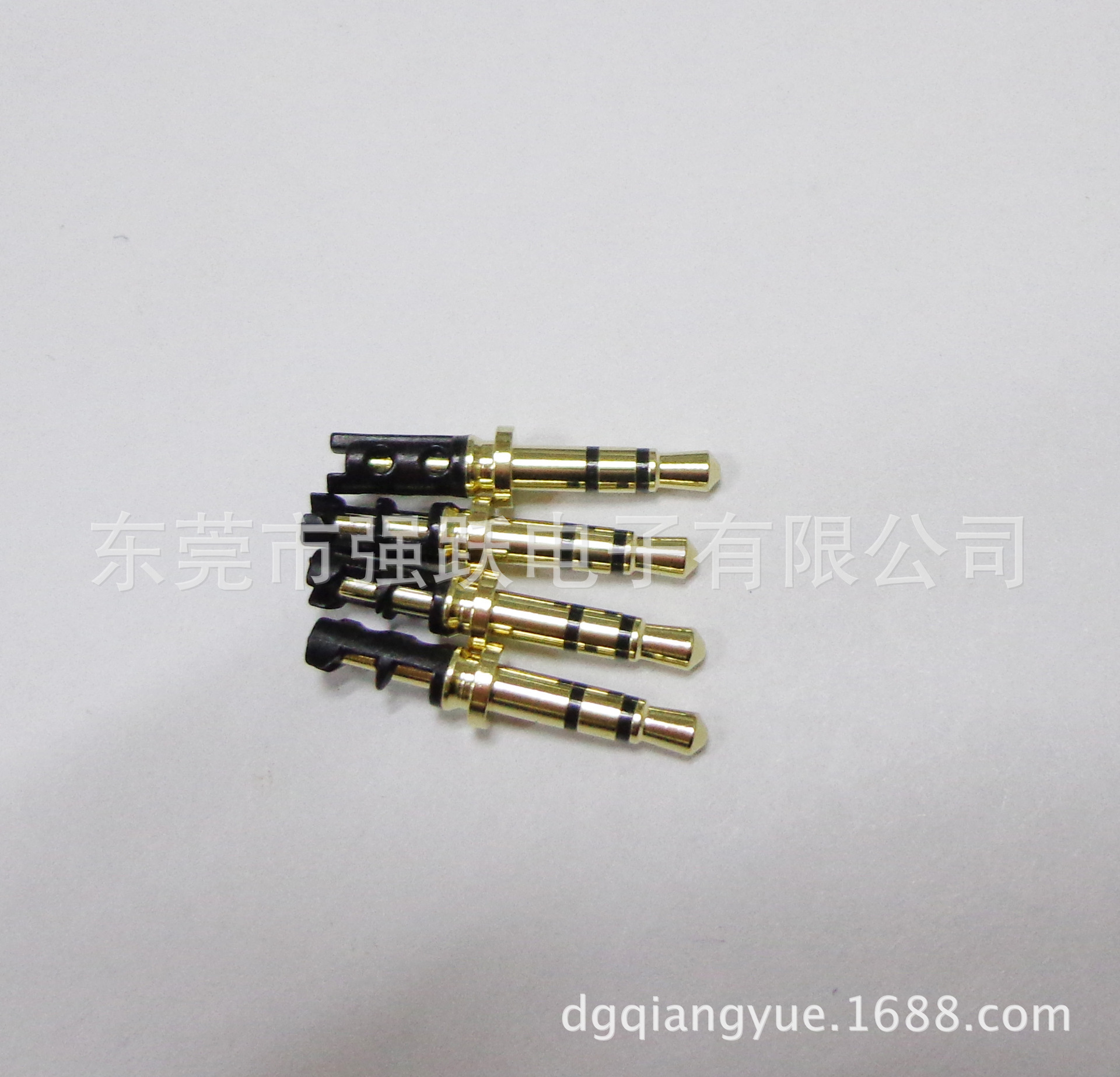 供应耳机插头2.5*4.5*20.8四极镀金镀镍DC插头