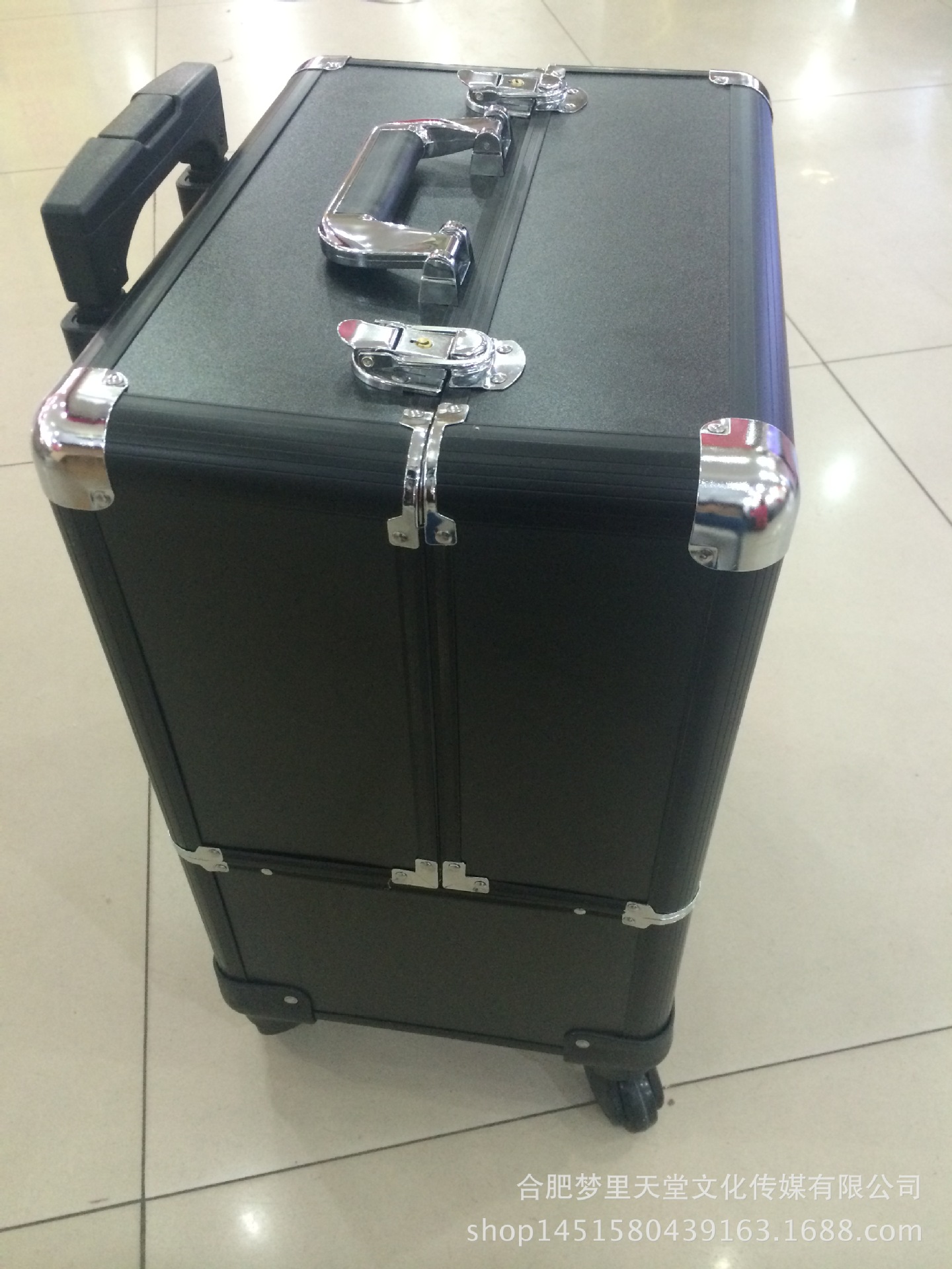 645E1C14-9DB9-470B-9E3D-6ED970