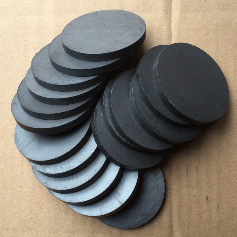 D45*3 厂家批发异性黑色圆形磁铁 铁氧体磁性材料圆形吸铁石厂家