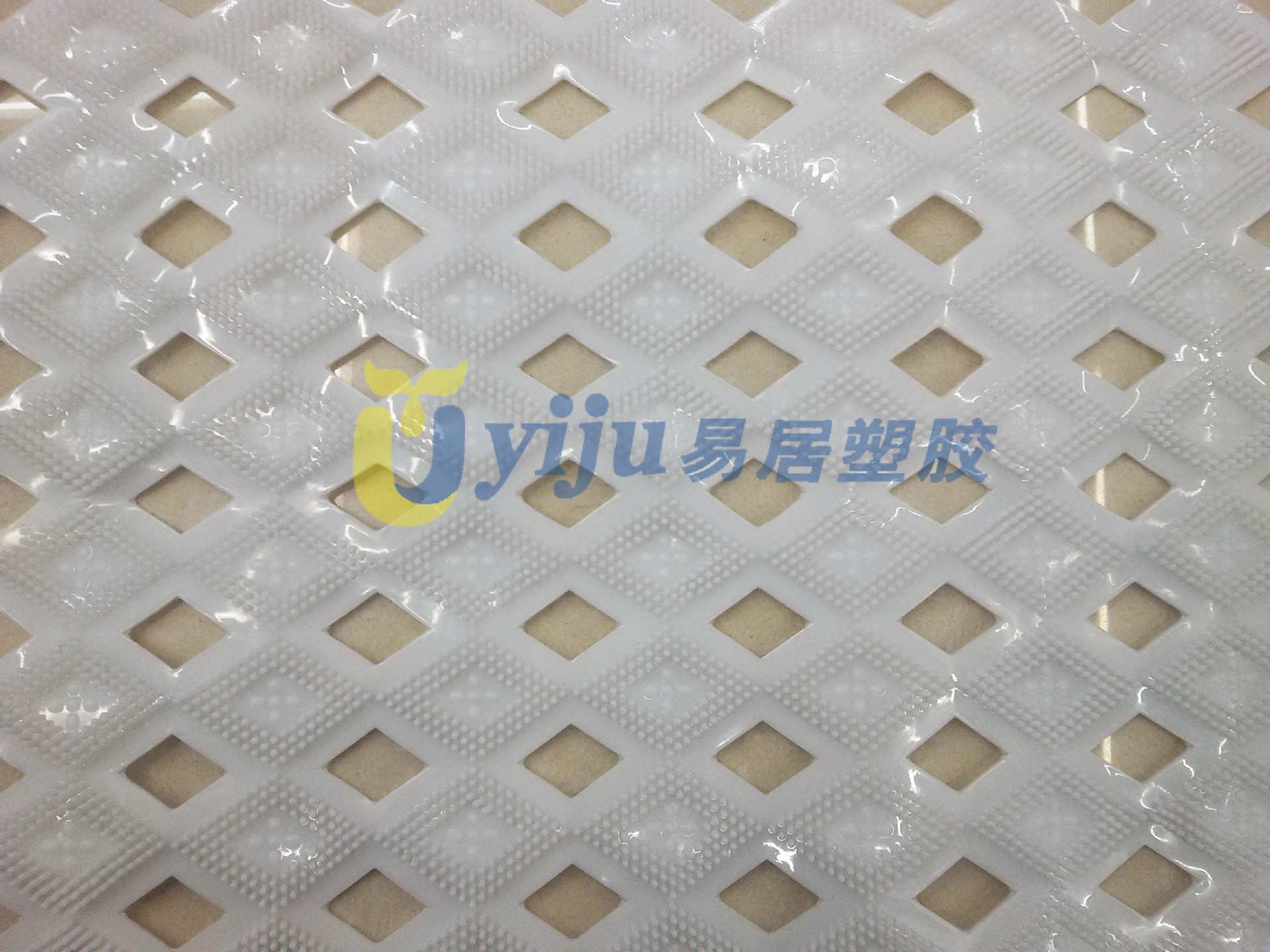 ADC292BF12904CEC011CF0AAAE8A24