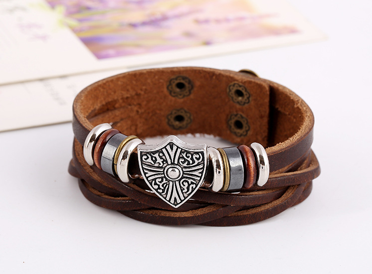 Men&#39;s Bracelet Korean Alloy Wide Leather Genuine Leather Men&#39;s Jewelry display picture 1