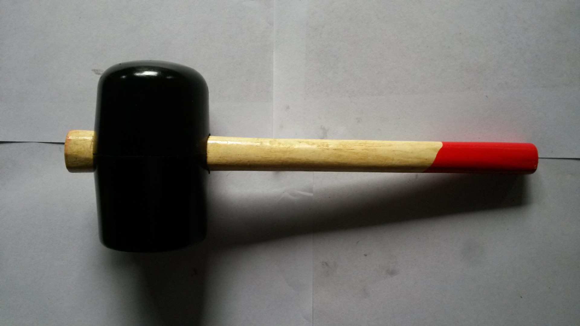 厂家直销 法式 美式1/3红漆木柄 黑色白色橡胶锤 环保